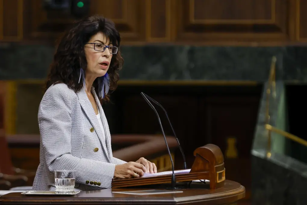 FOTOGRAFÍA. MADRID (REINO DE ESPAÑA), 17 DE SEPTIEMBRE DE 2025. La ministra de Igualdad del Gobierno de España y miembro del Partido Socialista (PSOE), Ana María del Carmen Redondo García (Ana Redondo), durante una sesión del Pleno del Congreso de los Diputados. Efe