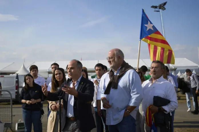FOTOGRAFÍA. VITORIA (ÁLAVA) LAS VACONGADAS (REINO DE ESPAÑA, 28 DE SEPTIEMBRE DE 2025. El secretario general de Junts per Catalunya (JxCat), Jordi Turull Negre, durante sus declaraciones en las campas de Foronda, en Vitoria (Álava) Las Vascongadas) donde se ha celebrado esta mañana el "Día del Partido" del Partido Nacionalista Vasco. Efe