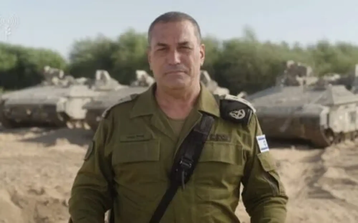 FOTOGRAFÍA. CIUDAD DE GAZA (FRANJA DE GAZA), 16 DE SEPTIEMBRE DE 2025. El ministro de Defensa de israel, Israel Katz; y el jefe del Estado Mayor del Tzáhal, teniente general Eyal Zamir (en la imagen); confirman el inicio de la "Operación Carrozas de Gedeón II" del Ejército israelí Tzáhal sobre Ciudad de Gaza, una ciudad convertida en el bastión de nazi de Hamás ISIS y sus compinches antisemitas y neonazi, como Yihad Islámica Palestina. El objetivo es rescatar o recuperar a los 48 rehenes restantes y desarmar a Hamás ISIS o eliminarlo para siempre de Gaza. "Los residentes de Gaza tuvieron que desplazarse al sur para su protección". "Si Hamás ISIS no libera a los rehenes y se desarma, Gaza será destruida y se convertirá en un monumento a las atrocidades y asesinos de Hamás ISIS". Así advirtió el ministro de Defensa de Israel; Israel Katz. Lasvocesdelpueblo (Ñ Pueblo)