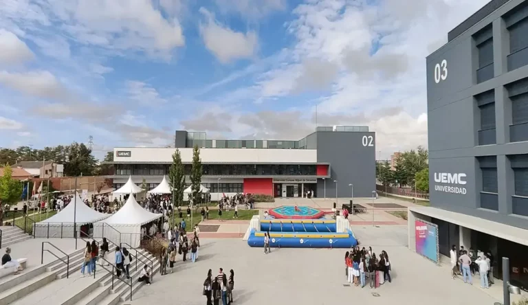 Aventura universitaria de 600 nuevos estudiantes en la UEMC