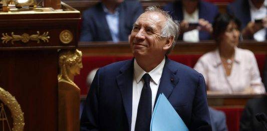 FOTOGRAFÍA. PARÍS (FRANCIA), 08 DE SEPTIEMBRE DE 2025. El primer ministro francés, Francois Bayrou, durante la moción de confianza en la Asamblea Nacional. Efe