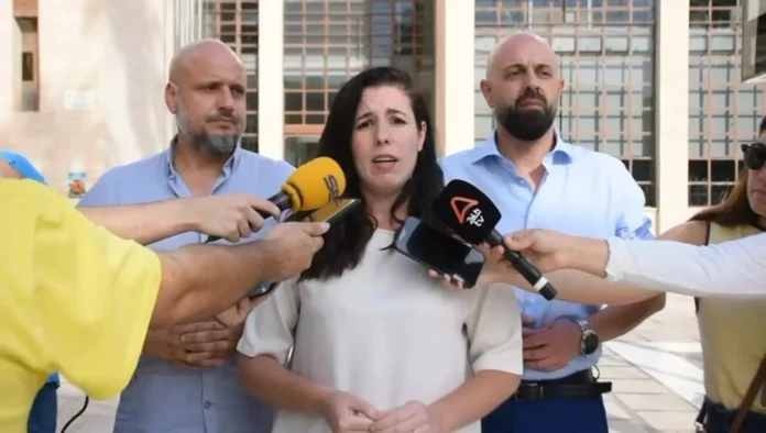 Agresión Sexual, El Ejido, VOX, Una vez más las políticas de Fronteras Abiertas FOTOGRAFÍA. EL EJIDO 8ALMERÍA) ANDALUCÍA (REINO DE ESPAÑA), 10 D EOCTUBRE DE 2025. La portavoz nacional de VOX de Emergencia Demográfica y Políticas Sociales y diputada por Almería al Congreso de los Diputados, Rocío de Meer Méndez, registrada durante una vista en Ejido (Almería). Lasvocesdelpueblo (Ñ Pueblo)