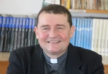 Caso Islam | La Justicia absuelve a los sacerdotes Custodio y Jesús y al periodista Armando Robles FOTOGRAFÍA. HOSPITALET DE LLOBREGAT (BARCELONA) ESPAÑA), 25 DE FEBRERO DE 2017. Sala de Reuniones de la Parroquia Inmaculada Concepción de Hospitalet de Llobregat. Entrevista con el sacerdote catalán, Custodio Ballester Bielsa, párroco de la Inmaculada Concepción de Hospitalet de Llobregat (Barcelona) España, este sábado 25 de febrero de 2017. Lasvocesdelpueblo (Ñ Pueblo).