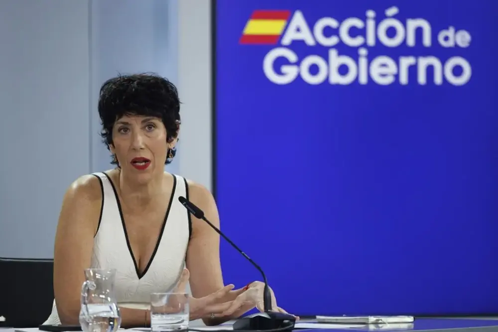 FOTOGRAFÍA. MADRID (REINO DE ESPAÑA), 20 D EOCTUBRE DE 2025. En la imagen ministra de Inclusión, Seguridad Social y Migraciones y miembro del Partido Socialista (PSOE), Elma Saiz Delgado. Efe