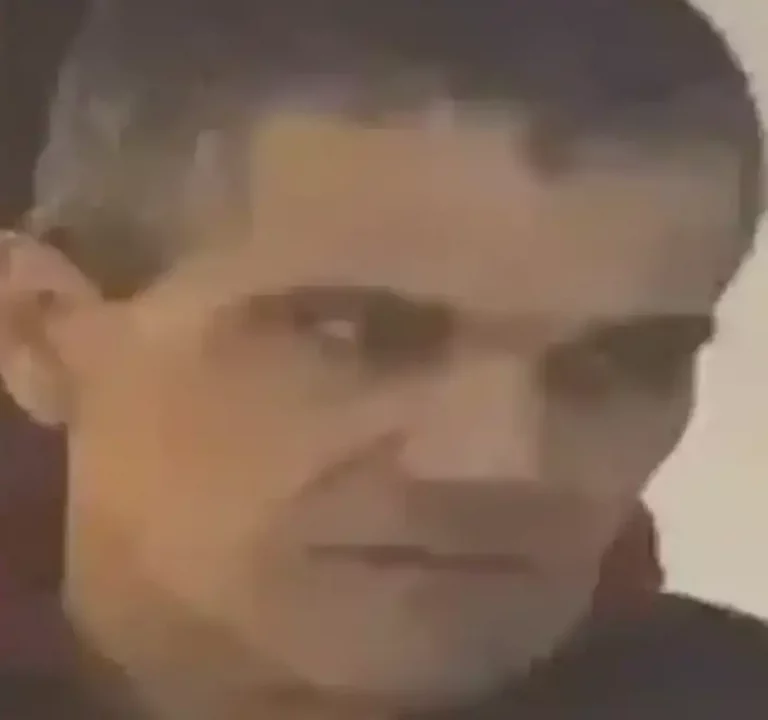 FOTOGRAFÍA. MADRID (REINO DE ESPAÑA), 24 DE ENERO DE 2013.- El asesino terrorista separatista y socialista etarra, Juan Carlos Iglesias Chouzas (Gadafi), durante el juicio en la Audiencia Nacional contra él por haber enviado presuntamente desde París (Francia) una carta bomba a un empresario de Lazkao (Guipúzcoa) en 1994. Juan Carlos Iglesias Chouzas cumple condenas que suman más de 500 años de prisión por su participación en más de 20 atentados y 15 asesinatos, entre ellos el de el niño de dos años Fabio Moreno, hijo de un Guardia Civil, perpetrado en 1990. Efe