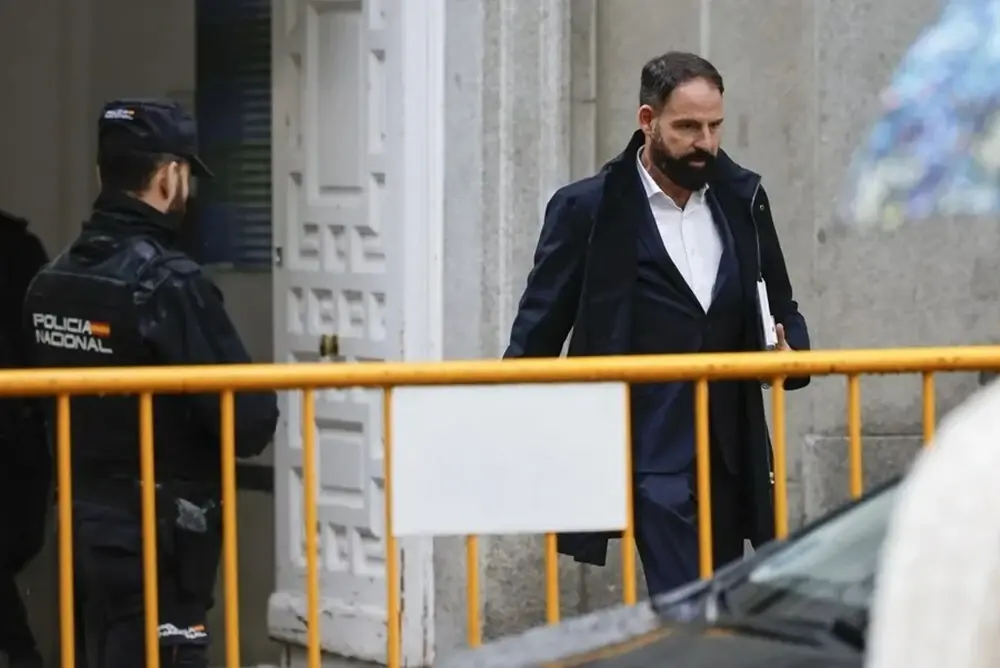 FOTOGRAFÍA. MADRID (REINO DE ESPAÑA), 29 DE OCTUBRE DE 2025. CASO KOLDO. El exgerente del PSOE Mariano Moreno Pavón en el Tribunal Supremo tras declarar ante el juez. Efe