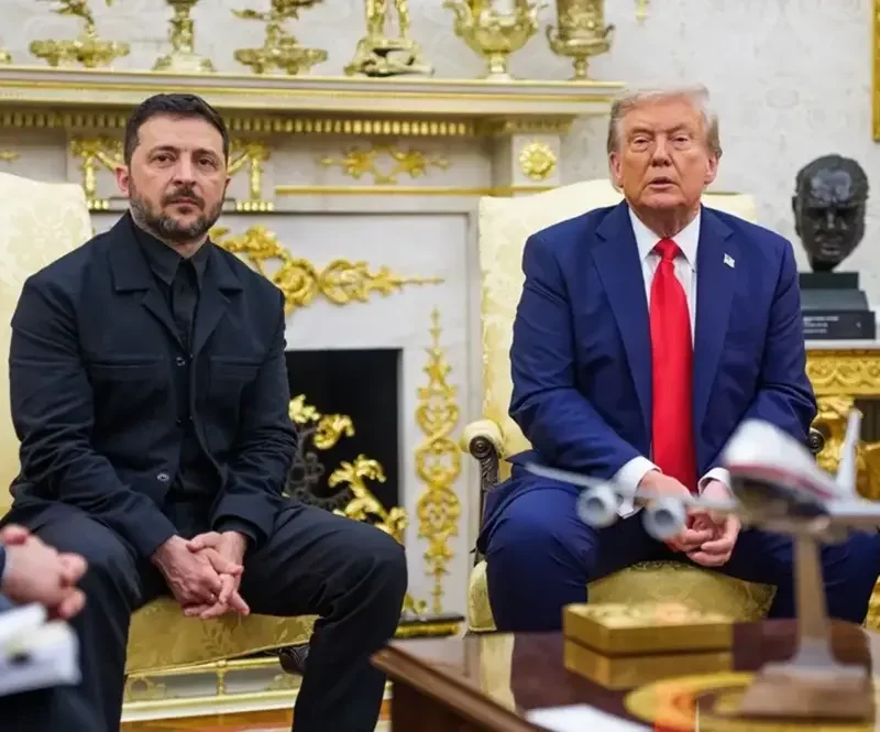 Zelenski: «El presidente Trump tiene razón» FOTOGRAFÍA. WASHINGTON (ESTADOS UNIDOS DE AMÉRICA), 17 D EOCTUBRE DE 2025. El presidente de Estados Unidos de América, EEUU, Donald John Trump (d); se reúne con el presidente de Ucrania, Volodymyr Zelensky (i), en el Despacho Oval sobre el proceso de paz entre Ucrania y Rusia. Efe