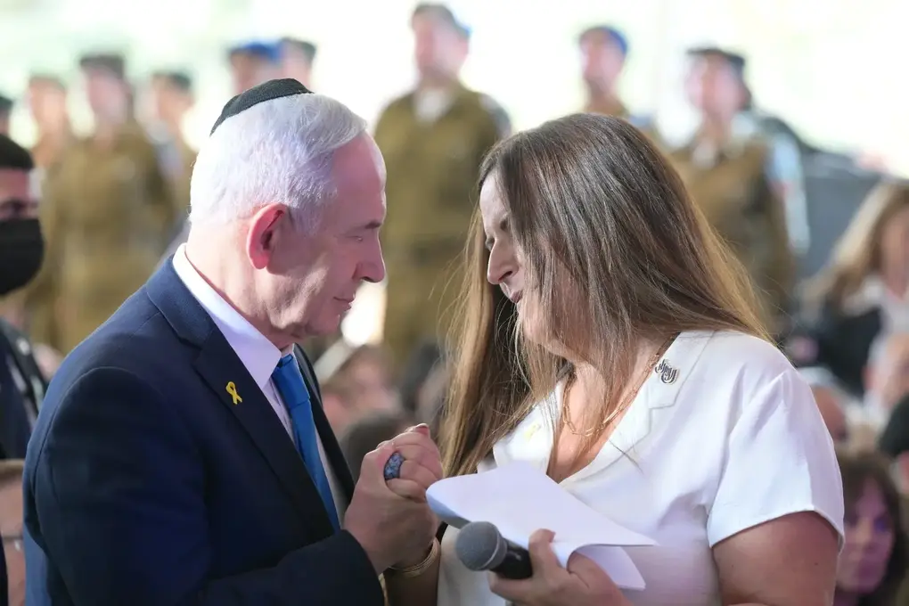 FOTOGRAFÍA. JERUSALÉN (ISRAEL), 16 DE OCTUBRE DE 2025. El primer ministro de Israel, "Bibi" benjamín Netanyahu, participó este jueves en el histórico acto estatal en homenaje a los caídos por la Tierra Santa durante la guerra contra el eje del mal en la tierra (Hamas ISIS, Yihad islámica Palestina ISIS, Ayatolás ISIS, Hutíes ISIS y Hezbollah ISIS), llamada Guerra de la Redención, que inició tras la masacre islamofascista del 7 October/7 Octubre de 2023. Junta al primer ministro israelí estuvieron presentes entre otras autoridades del país hebreo, el presidente de Israel, Isaac Herzog. Lasvocesdelpueblo (Ñ Pueblo)
