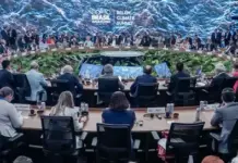 El globalismo climático vincula la «hambre» con el «cambio climático» FOTOGRAFÍA. BELÉM (BRASIL), 07 DE NOVIEMBRE DE 2025. El documento del llamado "COP30" del globalismo climático WOKE, "Declaración de Belém sobre Hambre, Pobreza y Acción Climática Centrada en las Personas (Belem Declaration on Hunger, Poverty and Human-Centered Climate Action)", ha sido frmado por Brasil, San Cristóbal y Nieves, Colombia, Sudán, Bielorrusia, Eslovenia, Guinea-Bissau, Corea del Norte, Ecuador, Uruguay, República del Congo, Alemania, Myanmar, Ruanda, Eslovaquia, Austria, España, Portugal, China, Dinamarca, Cabo Verde, Kirguistán, Zimbabue, Chile, Seychelles, República Dominicana, Mauritania, Guinea, Panamá, Reino Unido, Países Bajos, Cuba, Mozambique, Kazajistán, Haití, Unión Europea, Noruega, México, Malasia, Zambia, Etiopía, Indonesia, Perú y Francia. Lasvocesdelpueblo (Ñ Pueblo)