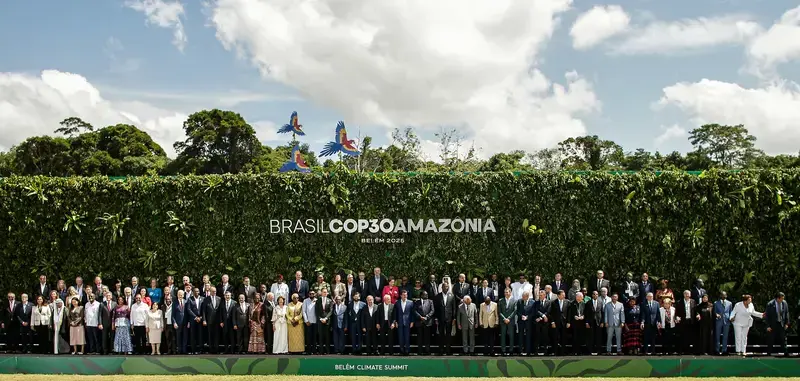 Belem Declaration on Hunger, Poverty and Human-Centered Climate Action Preamble FOTOGRAFÍA. BELÉM (BRASIL), 07 DE NOVIEMBRE DE 2025. El documento del llamado "COP30" del globalismo climático WOKE, "Declaración de Belém sobre Hambre, Pobreza y Acción Climática Centrada en las Personas (Belem Declaration on Hunger, Poverty and Human-Centered Climate Action)", ha sido frmado por Brasil, San Cristóbal y Nieves, Colombia, Sudán, Bielorrusia, Eslovenia, Guinea-Bissau, Corea del Norte, Ecuador, Uruguay, República del Congo, Alemania, Myanmar, Ruanda, Eslovaquia, Austria, España, Portugal, China, Dinamarca, Cabo Verde, Kirguistán, Zimbabue, Chile, Seychelles, República Dominicana, Mauritania, Guinea, Panamá, Reino Unido, Países Bajos, Cuba, Mozambique, Kazajistán, Haití, Unión Europea, Noruega, México, Malasia, Zambia, Etiopía, Indonesia, Perú y Francia. Lasvocesdelpueblo (Ñ Pueblo)