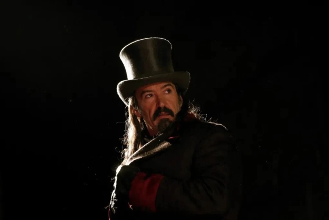 FOTOGRAFÍA. ALCALÁ DE HENARES (COMUNIDAD DE MADRID) REINO DE ESPAÑA, 01 DE NOVIEMBRE DE 2025. El actor Ginés García Millán durante una representación de Don Juan Tenorio en el municipio madrileño de Alcalá de Henares. Efe