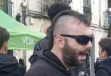 El grupo nazi «Antifa» ataca al político catalán Oro-Pulido en Sants (Barcelona) FOTOGRAFÍA. BARCELONA (CATALUÑA), 06 DE NOVIEMBRE DE 2025. Varios individuos extremistas y violentos, integrantes del grupo nazi "Antifa", han atacado al político catalán Gonzalo de Oro-Pulido Plaza en el barrio de Sants (ciudad de Barcelona), Comunidad autónoma de Cataluña, la tarde de este jueves. Lasvocesdelpueblo (Ñ Pueblo)