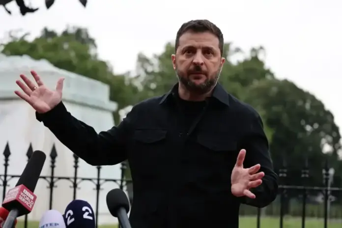 FOTOGRAFÍA. KIEV (UCRANIA), AÑO 2025. En la imagen, el actor, comediante ucraniano y actual presidente de Ucrania desde el 20 de mayo de 2019, Volodímir Oleksándrovich Zelenski​ (Volodímir Zelenski​). Efe