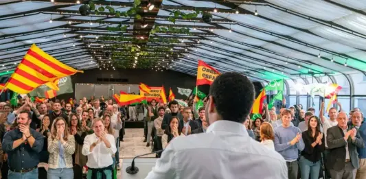 FOTOGRAFÍA. MATARÓ (BARCELONA) CATALUÑA (REINO DE ESPAÑA), 09 DE NOVIEMBRE DE 2025. El secretario general de VOX, Ignacio Garriga Vaz de Conceçao, ha clausurado las segundas jornadas municipales de VOX "Primero Nuestros Vecinos", celebradas en Mataró, ciudad y municipio capital de la comarca del Maresme, en la provincia de Barcelona. Lasvocesdelpueblo (Ñ Pueblo)