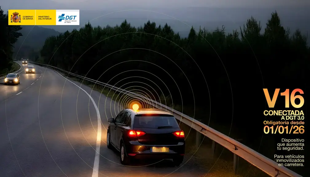FOTOGRAFÍA. MADRID (REINO DE ESPAÑA), 27 DE NOVIEMBRE DE 2015. La Dirección General de Tráfico (DGT) recuerda la obligación de disponer de la baliza V-16 para señalizar averías y accidentes en carretera; la baliza V-16 conectada será el único medio legal de señalización de vehículos inmovilizados en España a partir del 1 de enero de 2026 y sustituirá a los triángulos. DGT/Lasvocesdelpueblo (Ñ Pueblo)