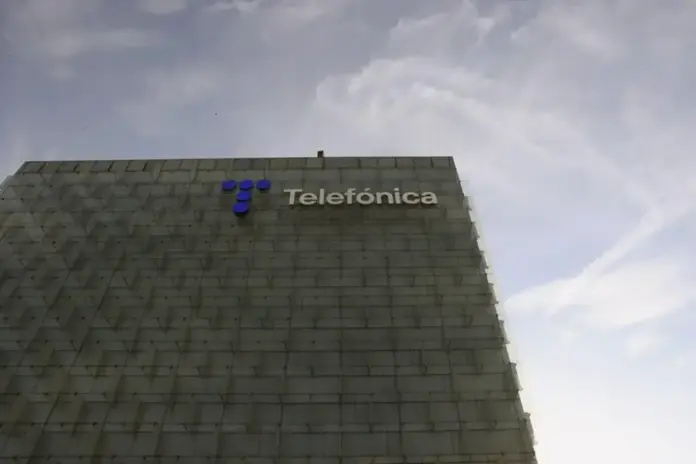 FOTOGRAFÍA. MADRID (REINO DE ESPAÑA), 17 DE NOVIEMBRE DE 2025. Edificio de Telefónica en Madrid. Efe