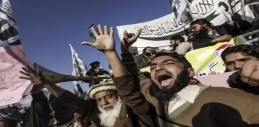 FOTOGRAFÍA. ESTADOS UNIDOS DE AMÉRICA, AÑO 2017. Un grupo de musulmanes en Estados Unidos, furiosos por la restricción de entrada a Estados Unidos, por el nuevo Gobierno del presidente Donald Trump. Efe