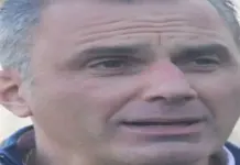 Un traidor se victimiza y VOX gana cohesión: Ortega Smith aislado sin influencia FOTOGRAFÍA. (GERONA) CATALUÑA (REINO DE ESPAÑA), 19 DE DICIEMBRE DE 2020. El secretario general del partido político VOX España, Francisco Javier Ortega Smith-Molina (Ortega Smith); y el candidato de esta formación política a la Presidencia del Govern de la Generalitat de Catalunya a las elecciones catalanas del 14F, Ignacio Garriga Vaz de Conceiçao, atienden la prensa este sábado desde Plaza Constitución de Gerona, convertida en "Plaza 1 de octubre" por parte del separatismo, en referencia al golpe de estado secesionista del 1 de octubre de 2017. Los sondeos sitúan ya a VOX en el Parlamento de Cataluña, con más de tres escaños, aunque se espera que los de Santiago Abascal Conde derroten las encuestas la noche electoral. Lasvocesdelpueblo (Ñ Pueblo)