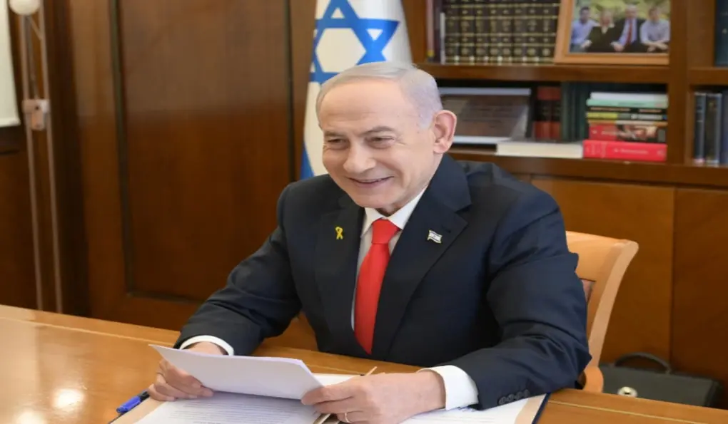 FOTOGRAFÍA. HARGEISA (REPÚBLICA DE SOMALILANDIA)/JERUSALÉN (ISRAEL), 26 DE DICIEMBRE DE 2025. Israel inicia "amplia cooperación" con República de Somalilandia. El primer ministro de la Tierra santa, "Bibi" Benjamín Netanyahu (en la imagen); el ministro de Asuntos Exteriores de Israel, Gideon Saar; y el presidente de la República de Somalilandia, Abdirahman Mohamed Abdallah; firmaron este jueves una declaración conjunta y mutua del reconocimiento oficial de la República de Somalilandia como "Estado independiente y soberano" y de inicio inmediato de cooperación en los campos de la agricultura, la salud, la tecnología y la economía entre ambas naciones en marco de los Acuerdos de Abraham, que Somalilandia, a su vez, ha reconocido. Lasvocesdelpueblo (Ñ pueblo)