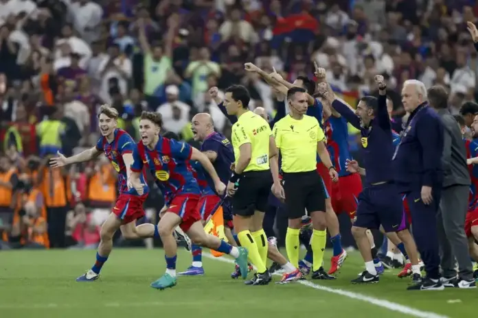 FOTOGRAFÍA. YEDA (ARABIA SAUDÍ), 11 DE ENERO DE 2026. El Barça logró este domingo, con la victoria ante el Real Madrid (3-2) en la final de la Supercopa de España en Yeda (Arabia Saudí), su 16º título de la competición, ampliando su ventaja en el palmarés histórico. Efe