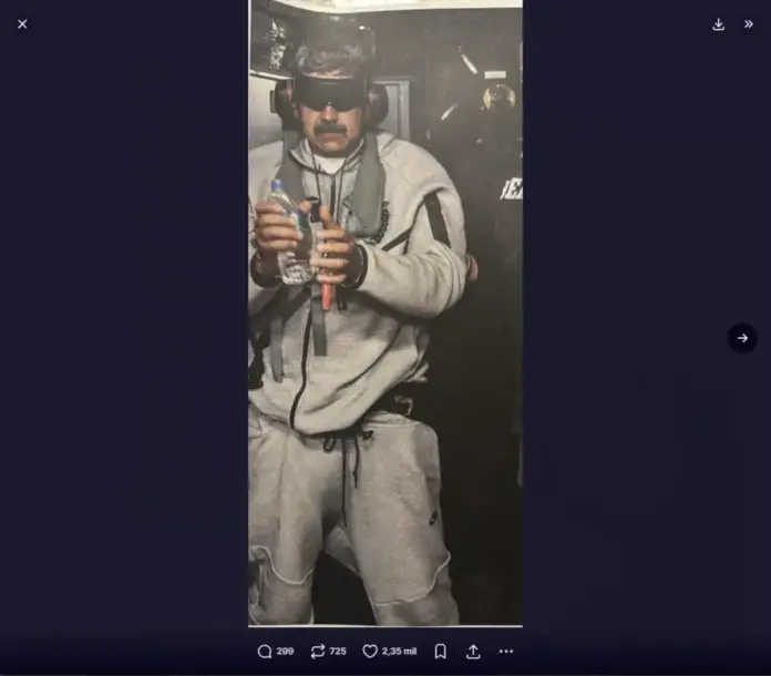 FOTOGRAFÍA. AGUANAS INTERNACIONALES DEL CARIBE (A BORDO DEL USS IWO JIMA), 03 DE ENERO DE 2026. El líder del mundo libre, presidente de la formación patriota estadounidense, jefe de la 47ª Administración de EEUU y comandante jefe de las Fuerzas Armadas de United States of America (USA), Donald John Trump, ha publicado hoy la primera imagen oficial de la captura del narcoterrorista Nicolás Maduro Moro en suelo soberano de Venezuela. Truth Social (@realDonaldTrump)/lasvocesdelpueblo (Ñ Pueblo)