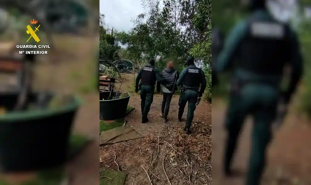 FOTOGRAFÍA. ALCALÁ DE HENARES (MADRID)/OVIEDO (PRINCIPADO DE ASTURIAS)/MÓSTOLES (MADRID)/IBIZA (ISLAS BALEARES) ESPAÑA, 22 DE FEBRERO DE 2026. Las Fuerzas y Cuerpos de Seguridad del Estado, liderados por Guardia Civil, han dado un golpe importante al grupo hacktivista "Anonymous Fénix", autoproclamado los miembros de Anonymous en España. Guardia Civil/Lasvocesdelpueblo (Ñ Pueblo)