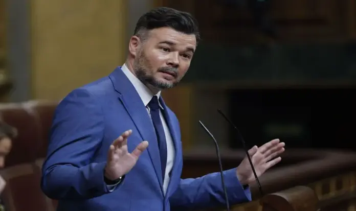 FOTOGRAFÍA. MADRID (ESPAÑA), 11 DE FEBRERO DE 2026. Rufián dice que soy catalán e independentista ante su expulsión de ERC . El polémico político español ultraizquierdista separatista, actual portavoz del Grupo Parlamentario de la izquierda extrema secesionista Esquerra Republicana de Catalunya (ERC) en el Congreso de los Diputados, Juan Gabriel Rufián Romero (Gabriel Rufián), durante su intervención en el pleno del Congreso de este miércoles. Efe 