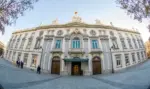 FOTOGRAFÍA. MADRID (COMUNIDAD DE MADRID) REINO DE ESPAÑA, 28 DE MAYO DE 2024. Absuelta una condenada por desatender a personas con discapacidad. Detalle de la fachada de la máxima institución judicial del Reino de España, Tribunal Supremo, con sede en la capital del país de don Quijote, Madrid (Comunidad de Madrid). Efe