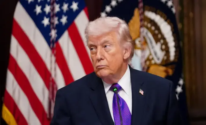 FOTOGRAFÍA. WASHINGTON (ESTADOS UNIDOS DE AMÉRICA, 05 DE MARZO DE 2026. Trump asegura que EEUU arruinó la fiesta de los ayatolás en Irán. El presidente de Estados de América (EEUU), Donald John Trump, este jueves durante una rueda de prensa en la Casa Blanca. Lasvocesdelpueblo (Ñ Pueblo)