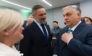 FOTOGRAFÍA. BUDAPEST (HUNGRÍA), 21 DE MARZO DE 2026. Abascal clausura junto a Milei la CPAC de Hungría en Budapest. El presidente de VOX España y líder de alianza del patriotismo europeo Patriots of Europe, Santiago Abascal Conde; participa en la Conferencia de Acción Política Conservadora (CPAC) de Hungría, junto al presidente de la República de Argentina, Javier Gerardo Milei; al primer ministro de Hungría, Víktor Orbán; a a líder de la oposición en Alemania y presidente de Alternativa por Alemania "Alternative für Deutschland" (AFD), Alice Weidel; el líder de la oposición en Portugal y presidente de Basta! "Chega!" (CH), André Claro Amaral Ventura (André Ventura); entre otros líderes del patriotismo en Europa. Entre los asistentes, también el jefe de la Delegación de VOX en la Unión Europea, Jorge Buxadé Villalba; y el comisario europeo ante Hispanoamérica y eurodiputado de VOX, Hermann Leopoldo Tertsch del Valle-Lersundi (Hermann Terstch). Lasvocesdelpueblo (Ñ Pueblo)