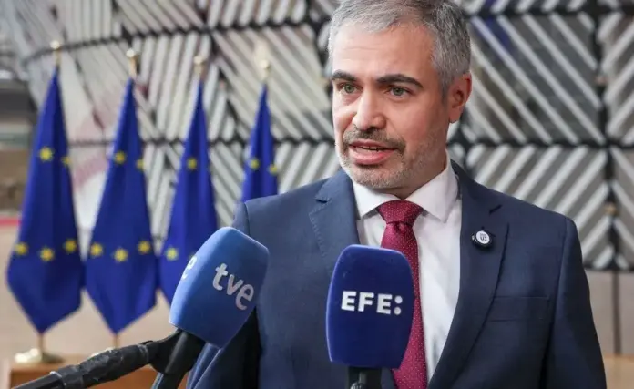 FOTOGRAFÍA. BRUSELAS (BÉLGICA), 17 DE MARZO DE 2026. El Gobierno no ve ningún problema en el Acuerdo Gibraltar. El secretario de Estado español para la Unión Europea, Fernando Mariano Sampedro Marcos (Fernando Sampedro), este martes en declaraciones a los medios de comunicación. Efe