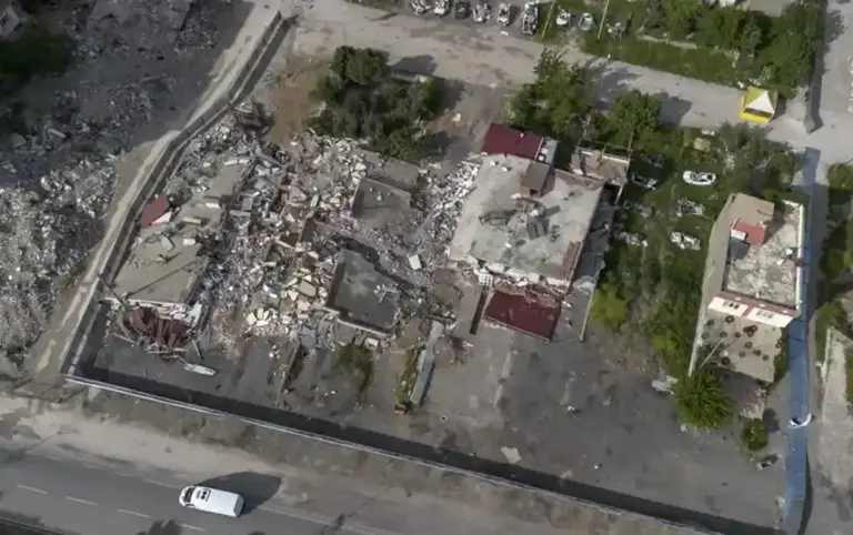 FOTOGRAFÍA. GAZIANTEP (TURQUÍA), 09 DE MARZO DE 2026. Los ayatolás atacan Gaziantep (Turquía) con misil balístico. Detalle de una vista de un distrito de Gaziantep, Turquía, tomado con un dron. Efe