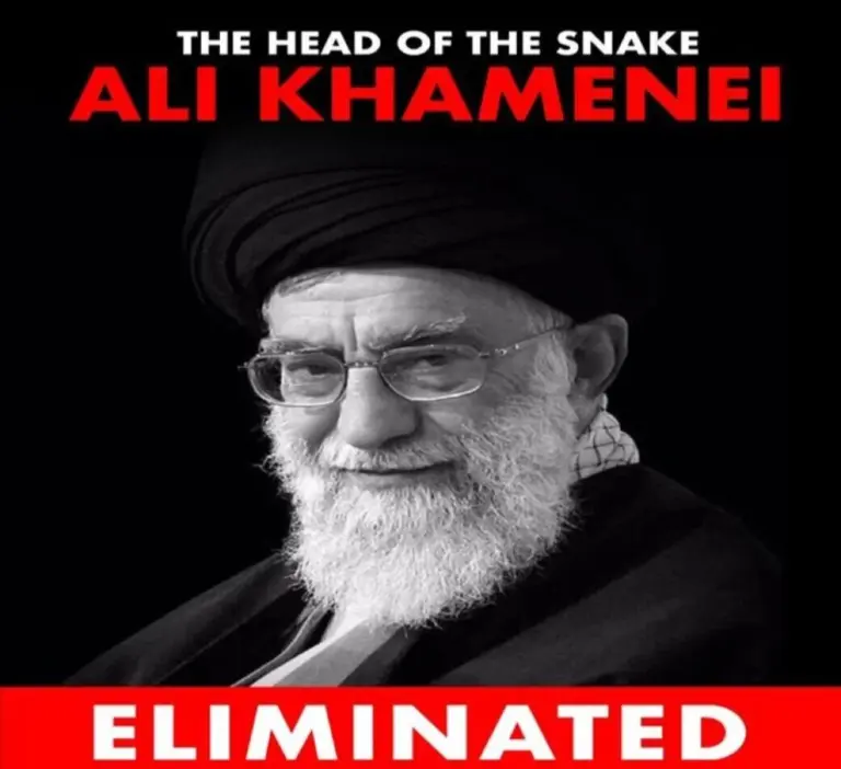 FOTOGRAFÍA. TEHERÁN (IRÁN), 28 DE FEBRERO DE 2026. Irán confirma la eliminación de su jefe nazi Alí Khamenei. La Operación Furia Épica (Operation Epic Fury) de Israel y EEUU ha eliminado al terrorista Ayatolas ISIS Alí Hoseiní Jamenei (Alí Khamenei), un clérigo y político que ejerce de "líder supremo" de la República Islámica de Irán, la antigua Persia, desde 1989, siendo la cabeza de la clase dirigente clerical islámica de esta dictadura islamofascista y antisemita y «fuente de emulación» del chiismo duodecimano, después de ser el tercer presidente de Persia entre 1981 y 1989. Lasvocesdelpueblo (Ñ Pueblo)