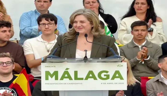 Beatriz Sánchez Agustino Estamos cansados de ser los últimos, Málaga, VOX FOTOGRAFÍA. MÁLAGA (ANDALUCÍA) ESPAÑA, 09 DE ABRIL DE 2026. La cabeza de lista de VOX por Granada al Parlamento de Andalucía para las elecciones andaluzas del próximo domingo, 17 de mayo de 2026, Beatriz Sánchez Agustino, durante el acto de su presentación, junto a 7 de sus compañeros. Esta tarde VOX ha presentado en Málaga, con la presencia del presidente del partido, Santiago Abascal Conde; y el secretario general, Ignacio Garriga Vaz de Conceiçao; a los cabezas de las candidaturas, liderados por el candidato a la Presidencia, Manuel Gavira Florentino; con los que concurrirá a las elecciones al Parlamento de Andalucía, "la única alternativa posible a la estafa del PP y del PSOE". Lasvocesdelpueblo (Ñ Pueblo)