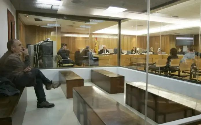 FOTOGRAFÍA. MADRID (ESPAÑA), FECHA NO CONCRETA, FECHA RELACIONADA CON EL CONTENIDO, 15 DE ABRIL DE 2026. En libertad el terrorista que ordenó el secuestro del dirigente de VOX José Antonio Ortega Lara. En la imagen el terrorista etarra Julen Atxurra Egurola "Pototo" ,en la Audiencia Nacional. Efe