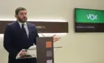 FOTOGRAFÍA. ZARAGOZA (ARAGÓN) ESPAÑA, 28 DE ABRIL DE 2026. Nolasco celebra que Azcón (PP) hable del plan social de VOX en su investidura. El portavoz de VOX en las Cortes de Aragón, Alejandro Nolasco Asensio, este martes. Lasvocesdelpueblo (Ñ Pueblo)