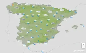 FOTOGRAFÍA. BARCELONA (CATALUÑA) ESPAÑA, 22 DE ABRIL DE 2026. Ambiente menos caluroso con polvo en suspensión el miércoles. Inestabilidad en el norte y nordeste este lunes en España. Infograma de la Agencia Estatal de Meteorología (Aemet) sobre las previsiones meteorológicas para miércoles 22 de abril de 2026 en toda España. Lasvocesdelpueblo (Ñ Pueblo)