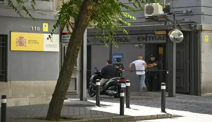 Agentes de la Guardia Civil filtraron informaciones al PSOE (1) FOTOGRAFÍA. MADRID (ESPAÑA), 27 DE MAYO DE 2026. Agentes de la Guardia Civil filtraron informaciones al PSOE. Agentes de la Unidad Central Operativa (UCO) acuden a la sede de la Dirección General de la Guardia Civil en Madrid, este miércoles, para recabar información relacionada con el caso Leire. Efe