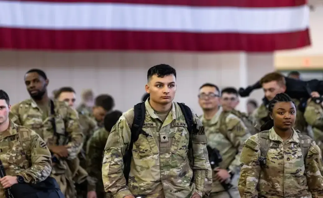 FOTOGRAFÍA. ESTADOS UNIDOS DE AMÉRICA, 01 DE MAYO DE 2026. EEUU inicia la retirada de sus 36.000 soldados que protegen Alemania. Estados Unidos de América (EEUU) retira 5.000 soldados del total de 36.000 militares que protegen Alemania, de acuerdo con altos funcionarios de defensa que fueron citados por diversos medios locales este viernes. Efe