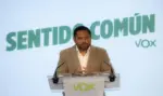 FOTOGRAFÍA. MADRID (ESPAÑA), 18 DE MAYO DE 2026. El secretario general de VOX, Ignacio Garriga Vaz de Conceiçao, ofrece una rueda de prensa, posterior a la reunión del Comité de Acción Política (CAP) de su formación, este lunes en la sede nacional de los obreros de España en calle Bambú 12 de la capital del país, Madrid. Lasvocesdelpueblo (Ñ Pueblo)