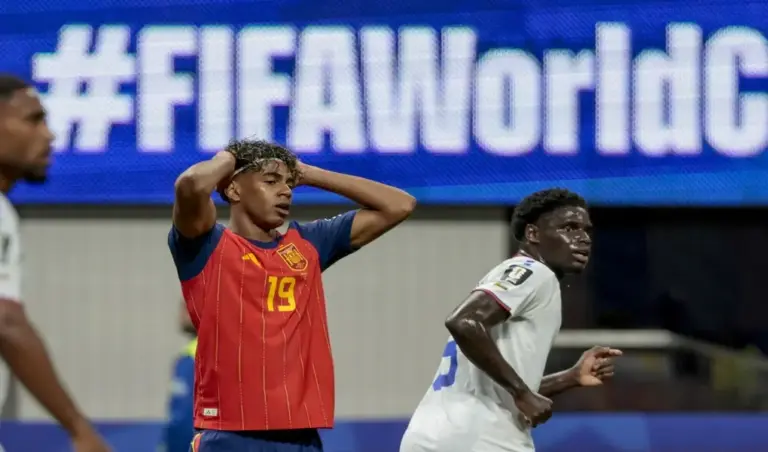 FOTOGRAFÍA. ATLANTA (ESTADO DE GEORGIA) ESTADOS UNIDOS DE AMÉRICA, EEUU, 15 DE JUNIO DE 2026. El impuso final de Lamine Yamal también sin gol. El delantero de España Lamine Yamal (i) durante el partido del grupo H del Mundial 2026 entre España y Cabo Verde, este lunes en el Estadio Atlanta. Efe