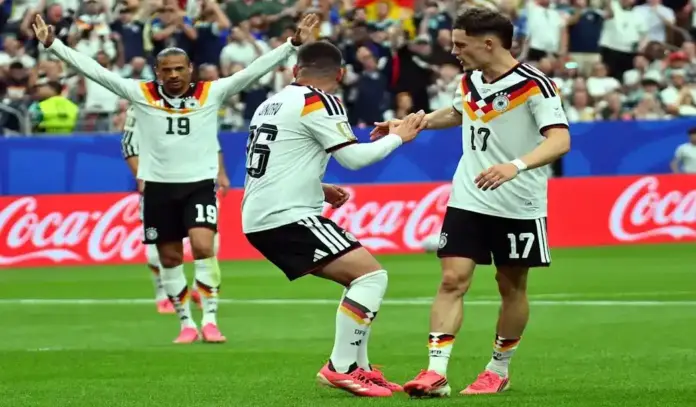Alemania luce poderío ofensivo y fútbol coral Curazao 7-1 (1) FOTOGRAFÍA. HOUSTON (ESTADO DE TEXAS) ESTADO UNIDOS DE AMÉRICA, EEUU, 14 DE JUNIO DE 2026. Alemania luce poderío ofensivo y fútbol coral Curazao 7-1. Deniz Undav de Alemania (C) celebra marcar el 6-1 con su compañero Florian Wirtz durante el partido de la fase de grupos de la Copa Mundial de la FIFA 2026. Efe