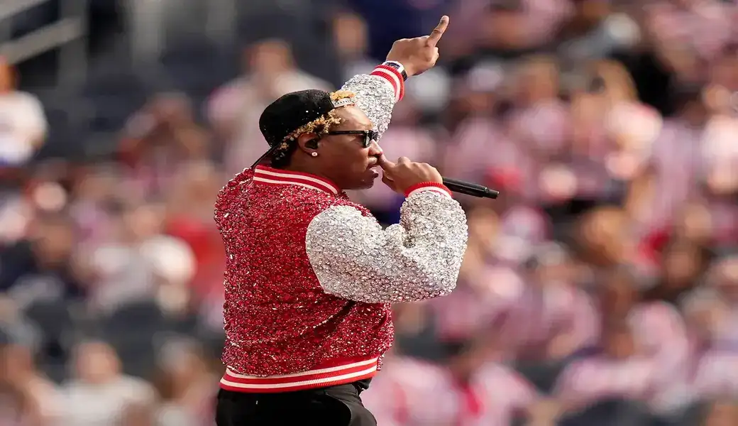 FOTOGRAFÍA. INGLEWOOD (ESTADO DE CALIFORNIA) ESTADOS UNIDOS DE AMÉRICA, EEUU, 12 DE JUNIO DE 2026. American rapper Nayvadius DeMun Wilburn "Future" performs during the pre-match show ahead of the FIFA World Cup 2026 group stage match USA against Paraguay, in Los Angeles, California, USA, 12 June 2026. Efe