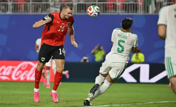 FOTOGRAFÍA. KANSA CITY (ESTADO DE MISURI) ESTADOS UNIDOS DE AMÉRICA, EEUU, 27 DE JUNIO DE 2026. Austria iguala con Argelia 3-3 y será rival de España . Sasa Kalajdzic, de Austria, marca el 3-3 durante el partido de la fase de grupos de la Copa Mundial de la FIFA 2026 entre Argelia y Austria en Kansas City (EE.UU.). Efe