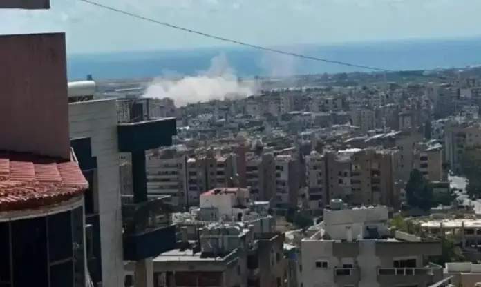 Israel ataca objetivos terroristas en Beirut tras sufrir ataque en el norte (2) FOTOGRAFÍA. BARRIO DE DAHIEH (BEIRUT) LÍBANO, 07 DE JUNIO DE 2026. Israel ataca objetivos terroristas en Beirut tras sufrir ataque en el norte. Detalle de un lugar del impacto de un misil de precisión de las Fuerzas de Defensa de Israel (FDI) en el barrio de Dahieh, bastión del del grupo islamofascista Hezbolá, en Beirut, Líbano, este domingo, 7 de junio de 2026. Captura vídeo. Lasvocesdelpueblo (Ñ Pueblo)