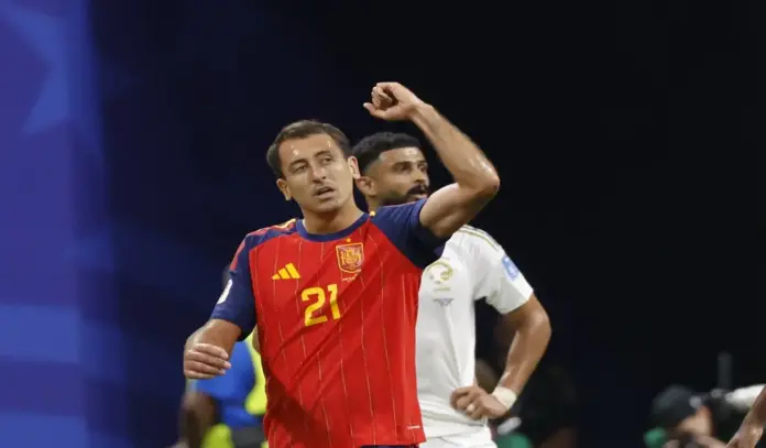 Lo resolvió un sobresaliente Oyarzabal FOTOGRAFÍA. ATLANTA (ESTADO DE GEORGIA) ESTADOS UNIDOS DE AMÉRICA, EEUU, 21 DE JUNIO DE 2026. Lo resolvió un sobresaliente Oyarzabal. El delantero de la selección española Mikel Oyarzábal (i) celebra tras marcar el segundo gol del partido del Mundial 2026 entre España y Arabia Saudí, este domingo en Atlanta (Estado de Georgia) Estados Unidos de América, EEUU. Efe