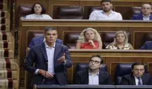 FOTOGRAFÍA. MADRID (ESPAÑA), 24 DE JUNIO DE 2026. Pedro Sánchez miente sobre Fundación Disenso una vez más. El Congreso de los Diputados acoge la comparecencia del presidente del Gobierno de España y secretario general del Partido Socialista (PSOE), Pedro Sánchez Pérez-Castejón, sobre los casos de corrupción del entorno del PSOE y de Pedro Sánchez Pérez-Castejón. Lasvocesdelpueblo (Ñ Pueblo)