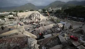 FOTOGRAFÍA. LA GUAIRA (VENEZUELA), 27 DE JUNIO DE 2026. Venezuela: Agradecemos el respaldo y solidaridad. Operaciones de rescate en La Guaira, tras los terremotos. Efe