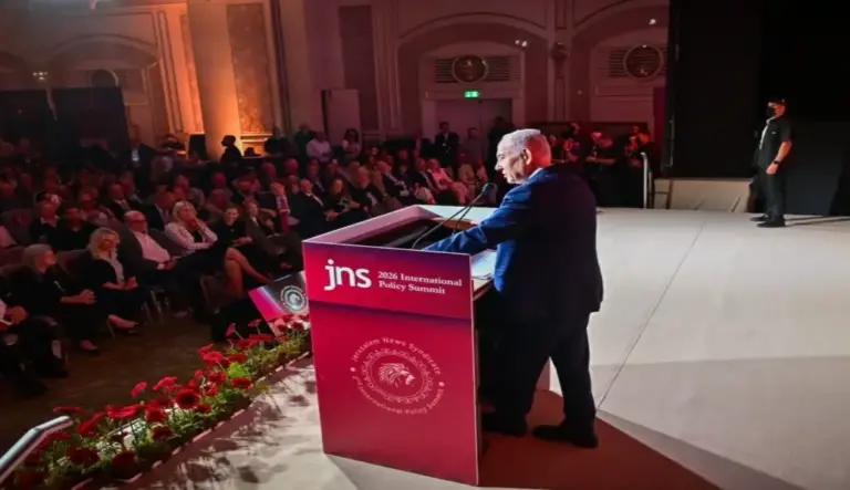 FOTOGRAFÍA. JERUSALÉN (ISRAEL), 21 DE JUNIO DE 2026. El primer ministro de Israel, "Bibi" Benjamín Netanyahu, registrado hoy en la Cumbre Internacional de Política JNS 2026. Lasvocesdelpueblo (Ñ Pueblo)