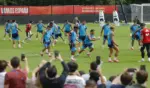 FOTOGRAFÍA. CHATTANOOGA (ESTADO DE TENNESSEE) ESTADOS UNIDOS DE AMÉRICA, EEUU, 17 DE JUNIO DE 2026. Los jugadores españoles participan en el entrenamiento de la selecciónen Chattanooga (Estados Unidos). Efe